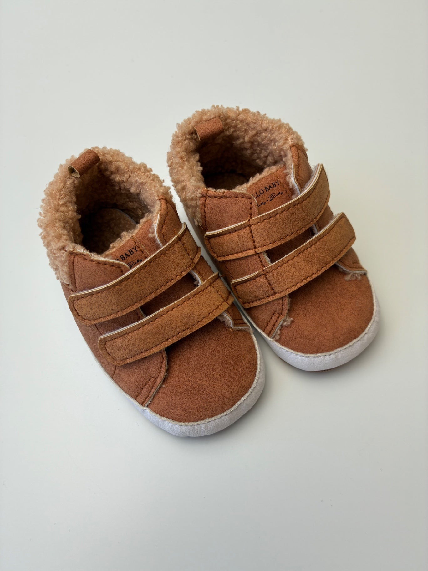 Hello Baby Shoes - Brown Suede + Fur Velcro | size Shoe 4