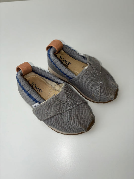 Toms Shoes - Gray Velcro Sneaker | size Shoe 4