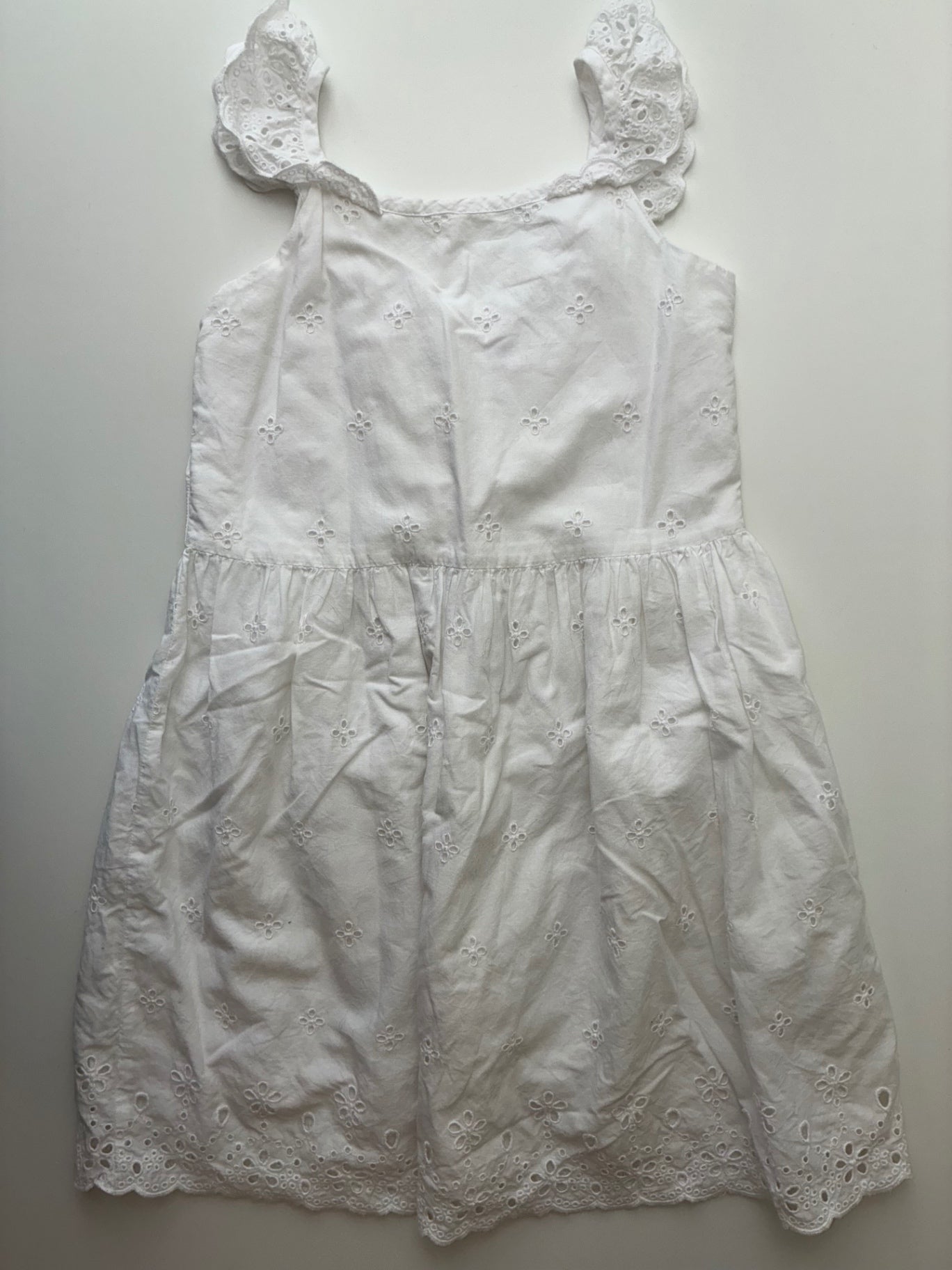 Gap Kids Dress - White Eyelet | size 6/7