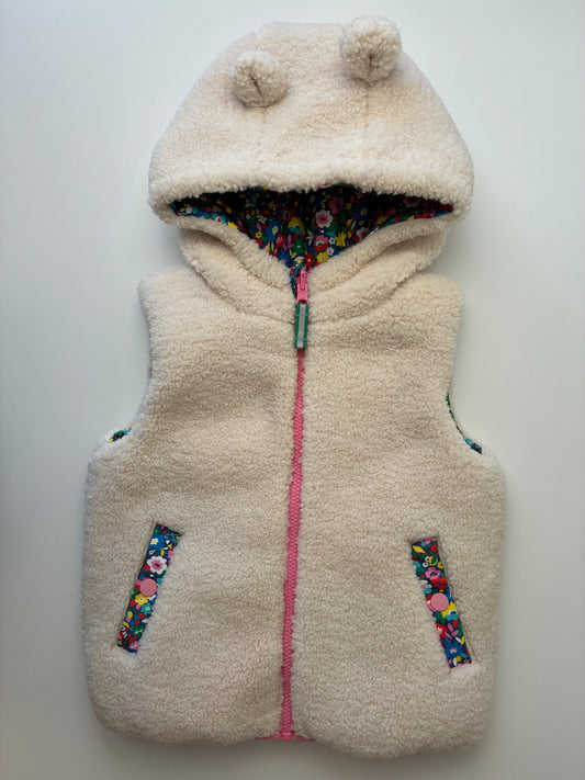 Mini Boden Vest - Multicolor Reversible Sherpa/Floral | size 4T/5T