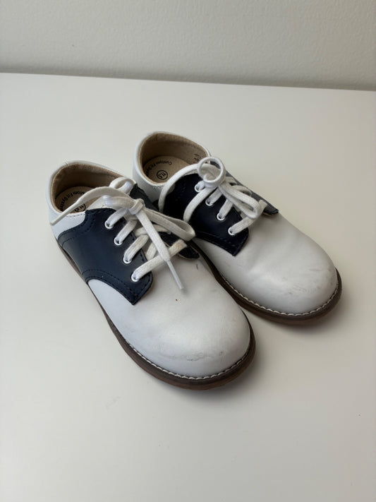 Footmates Shoes - White Leather Saddle Shoes | size Shoe 11.5