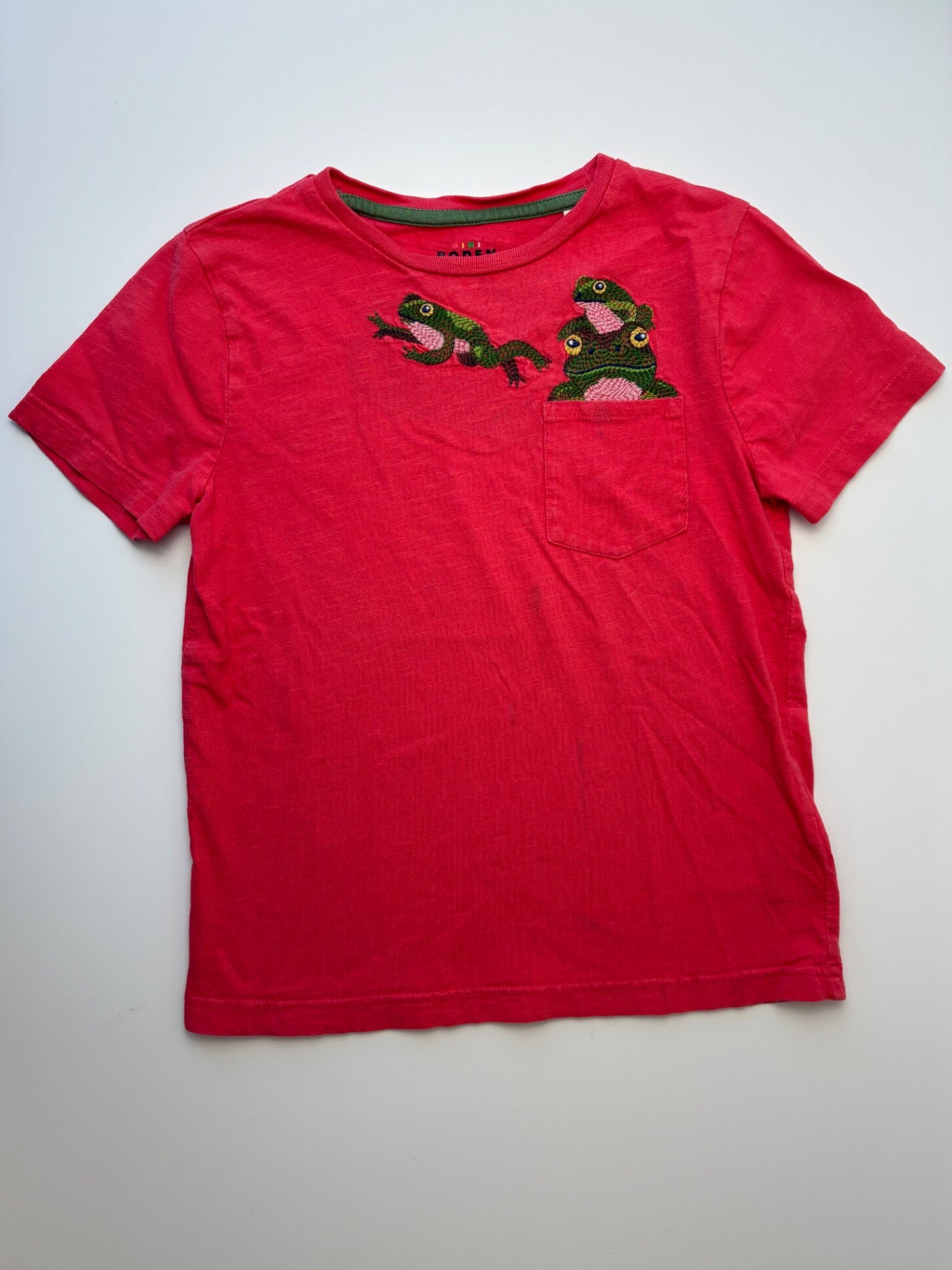 Mini Boden T-Shirt - Red Embroidered Frogs | size 7/8