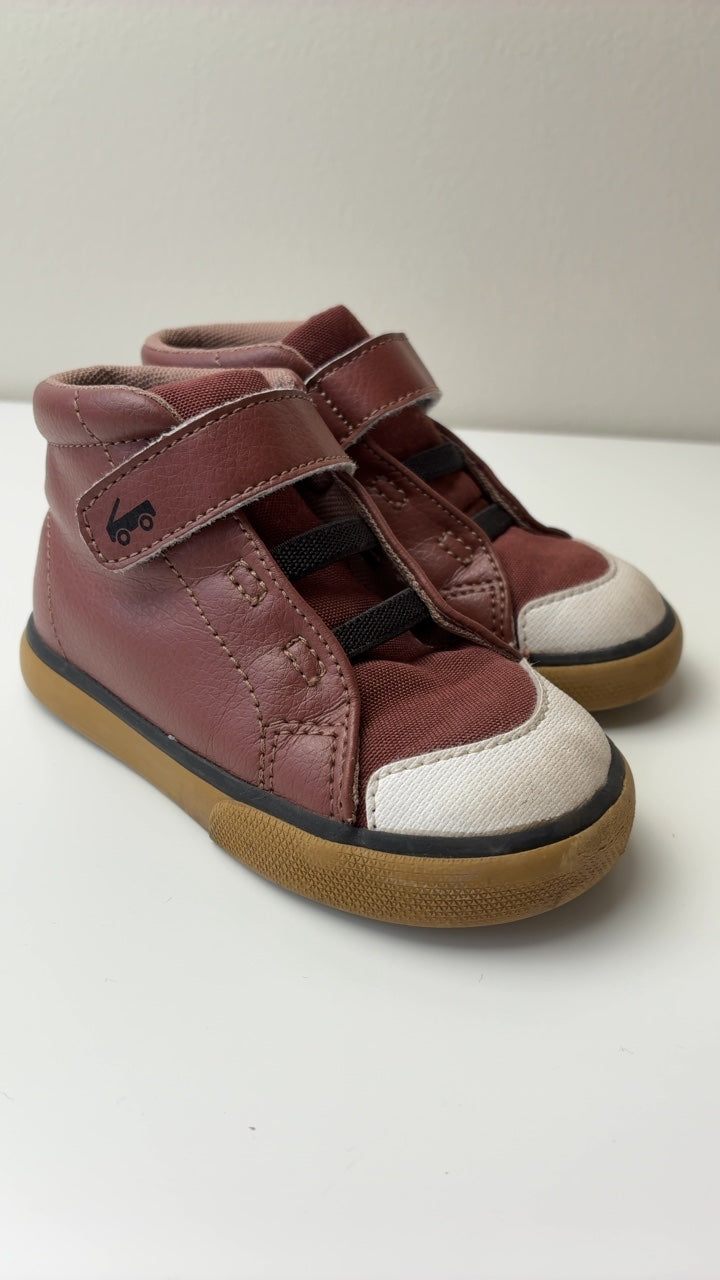 See Kai Run Shoes - Brown Drew Brown High Top Sneakers | size Shoe Size 7
