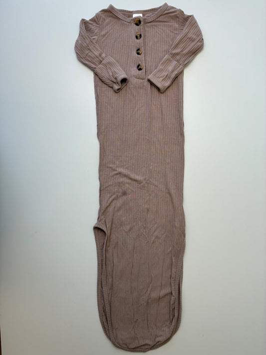 Lou Lou Onesie - Brown Ribbed Knotted Gown | size Newborn