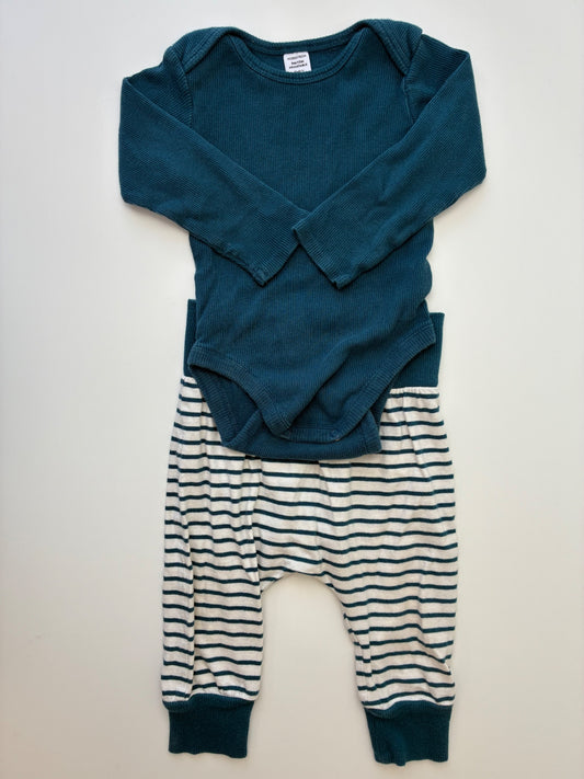 Nordstrom 2 Piece Ensemble - Blue Adjustable Onesie + Striped Pants | size 9 - 12 Months