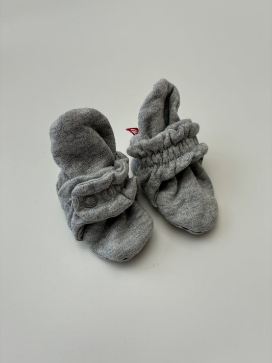 Zutano Shoes - Gray 100% Organic Cotton Booties | size 3 Months