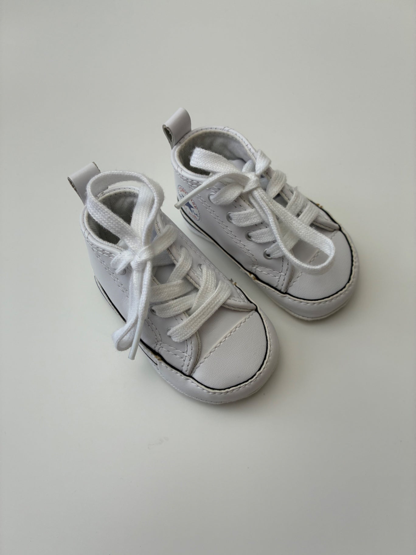 Converse Shoes - White Leather Crib Shoes | size Shoe 1