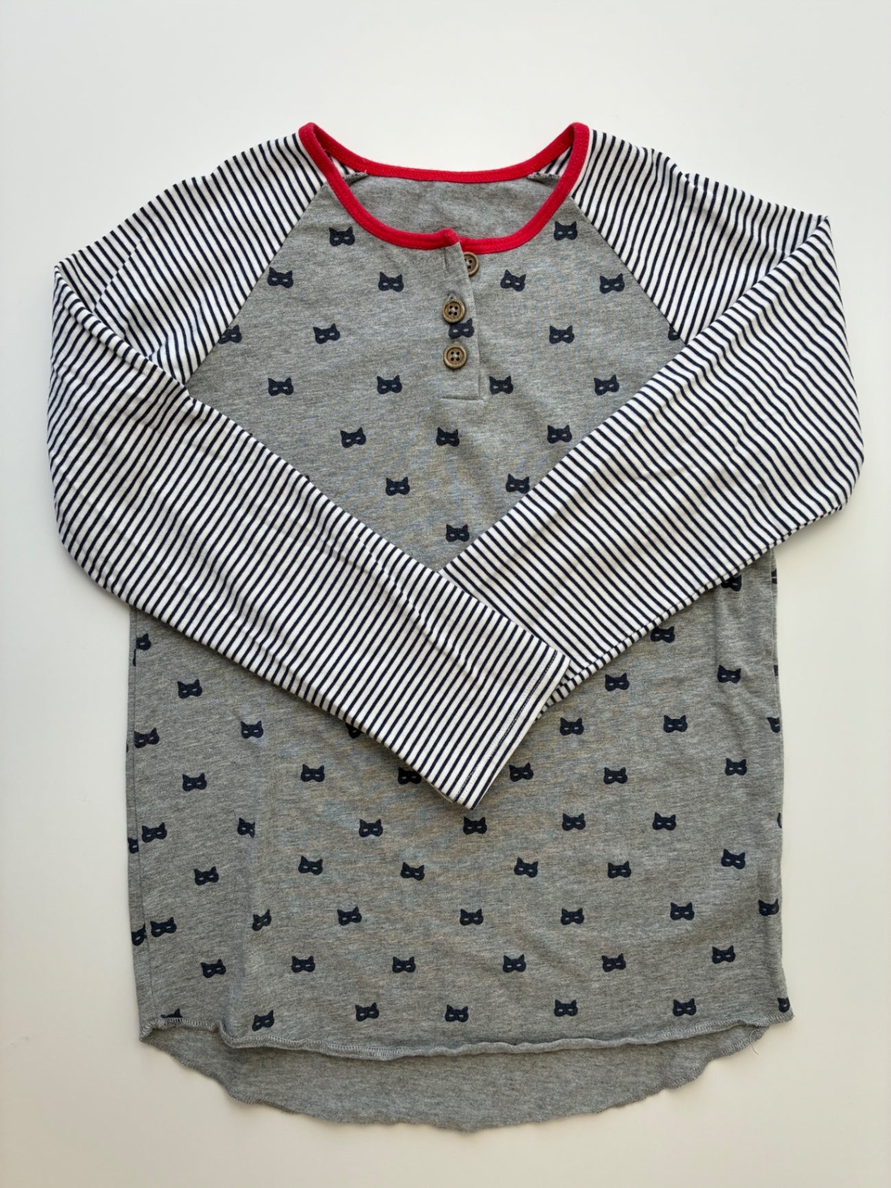 EGG New York Long Sleeve T-Shirt - Gray Cat Eyes + Striped Sleeves | size 7
