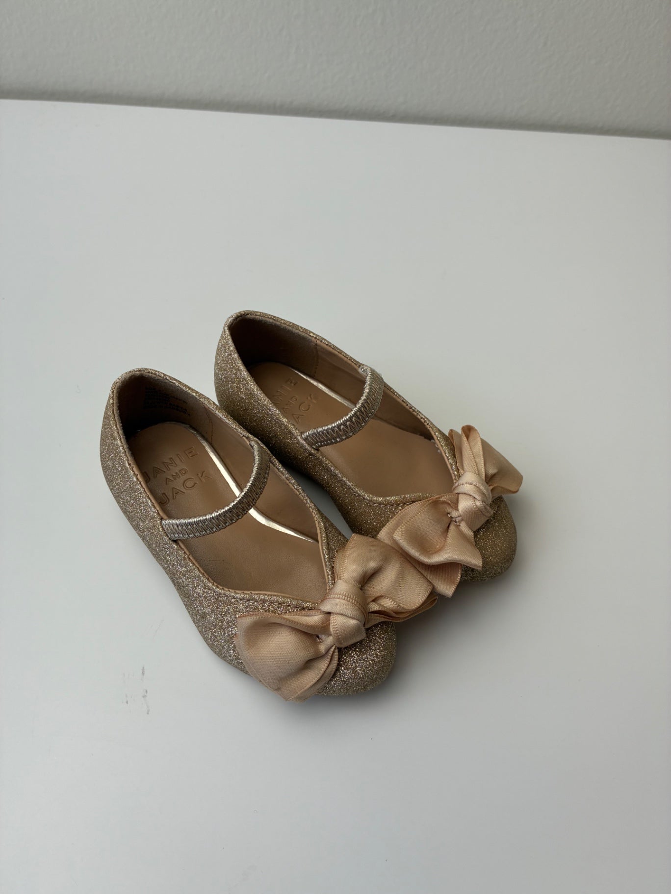 Janie and Jack Shoes - Gold Glitter Ballet Flats | size Shoe 4