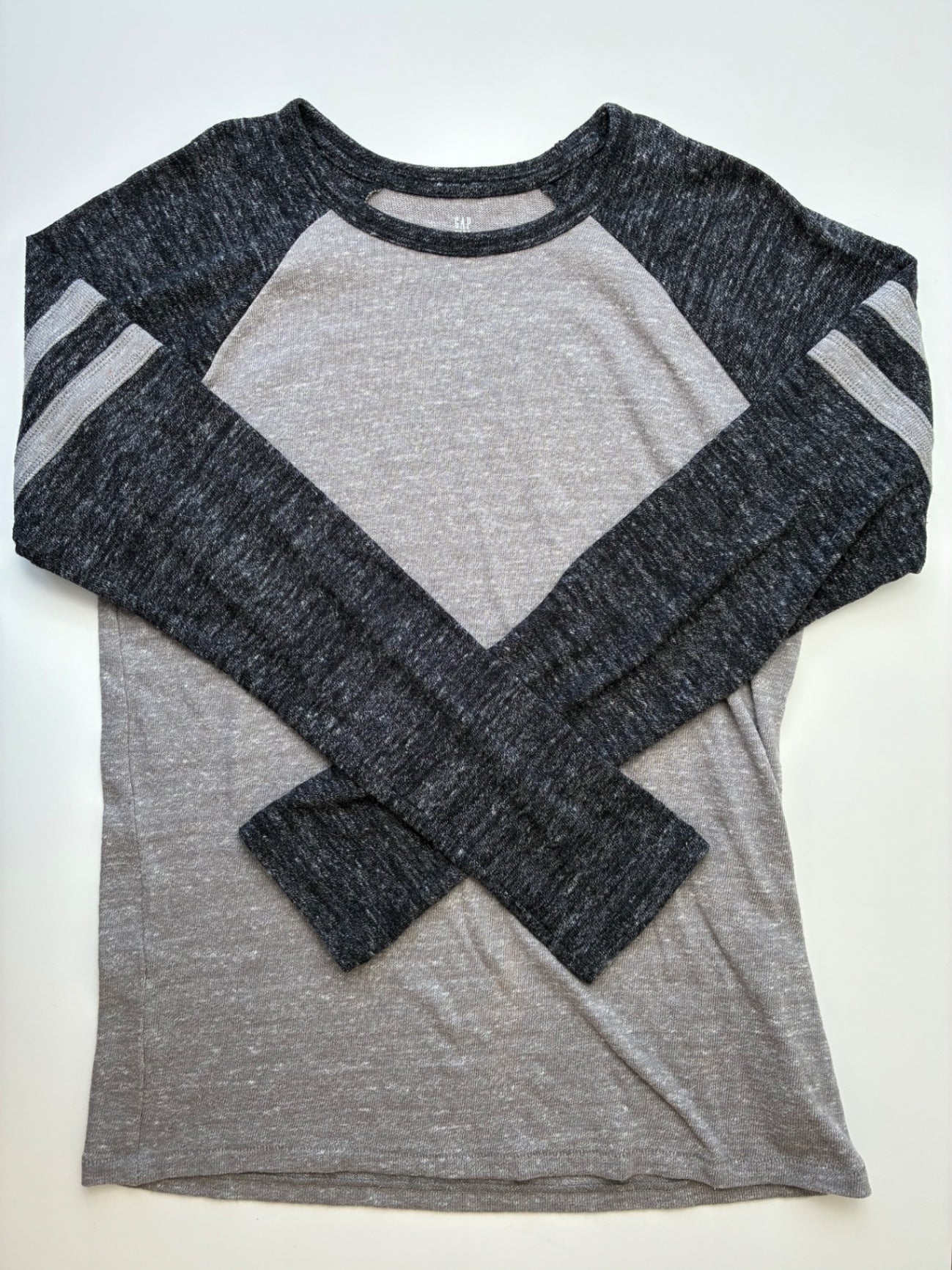 Gap Kids Long Sleeve T-Shirt - Gray Knit + Striped Sleeves | size 14/16