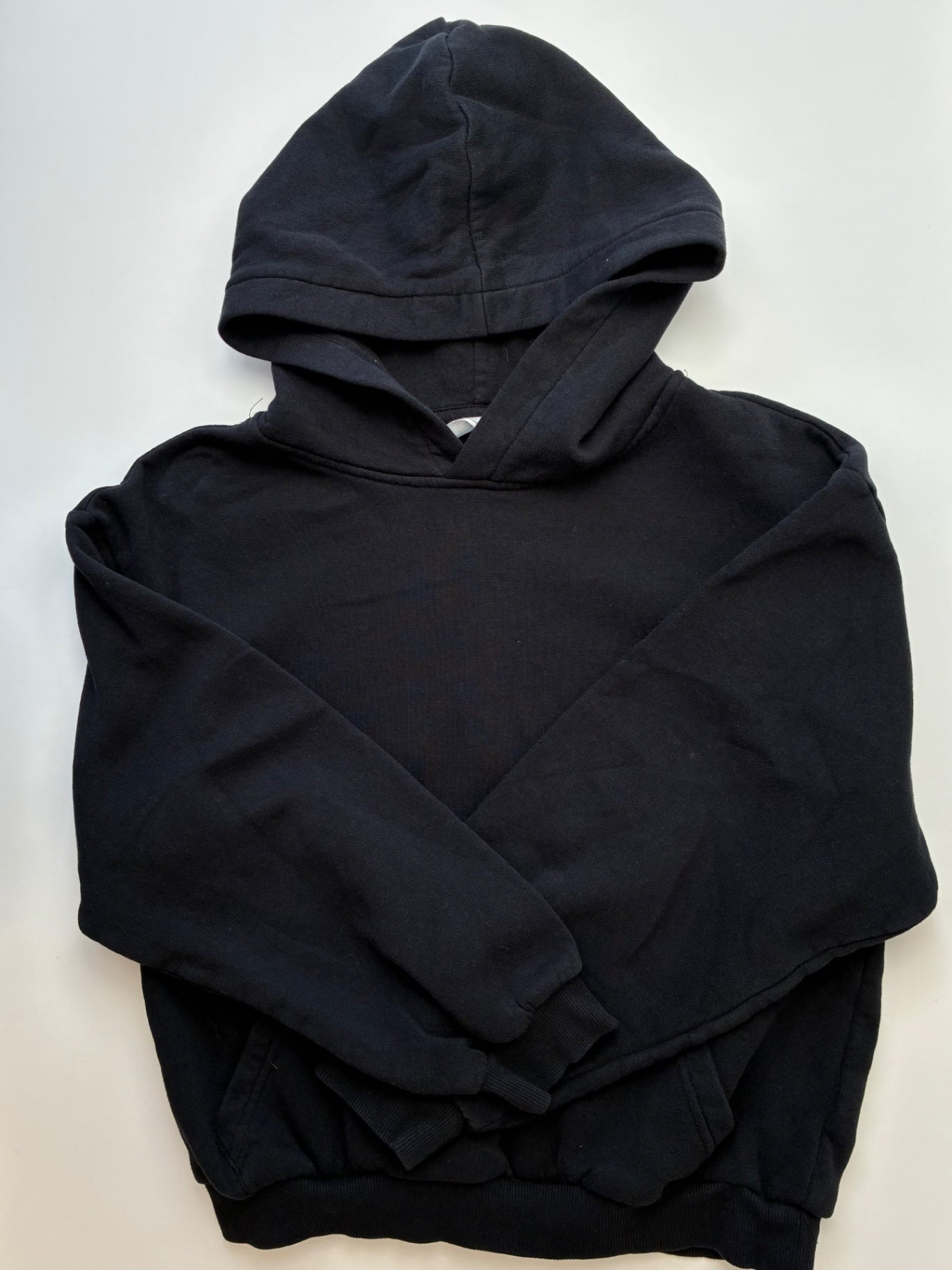 H&M Sweatshirt - Black Cropped Hoodie | size 12/14