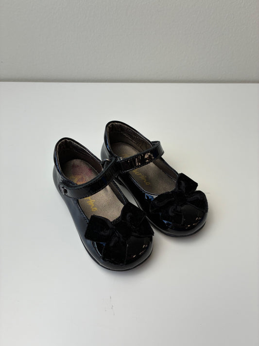 Naturino Shoes - Black Velvet Bow Mary Janes | size Shoe 6