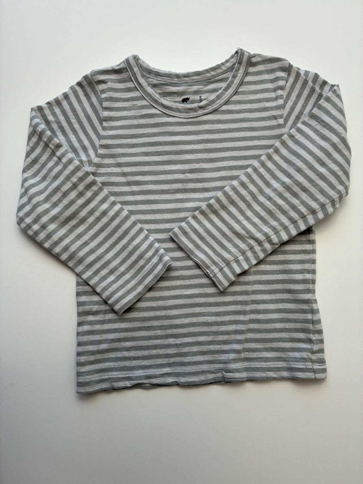 Monica + Andy Long Sleeve T-Shirt - Gray Crewneck Tee | size 2T