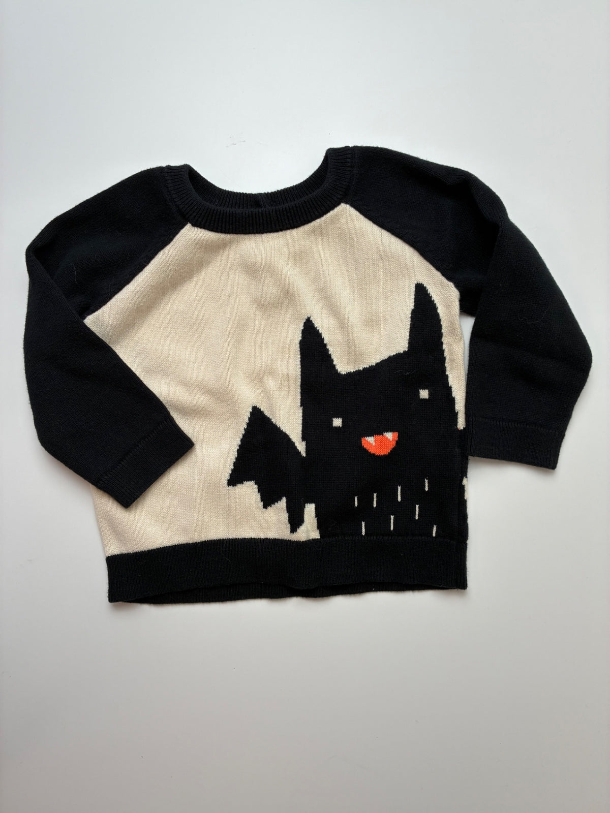 BabyGap Sweater - Black Halloween Bat Crewneck | size 18 - 24 Months